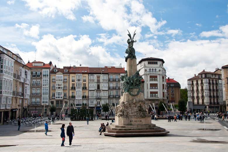 Plaza de la Virgen Blanca