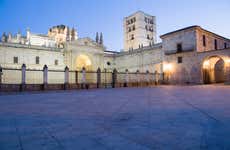 Tour de luces y leyendas de Zamora