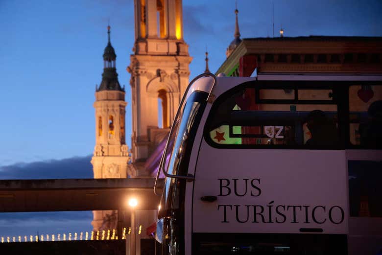 Bus turístico nocturno