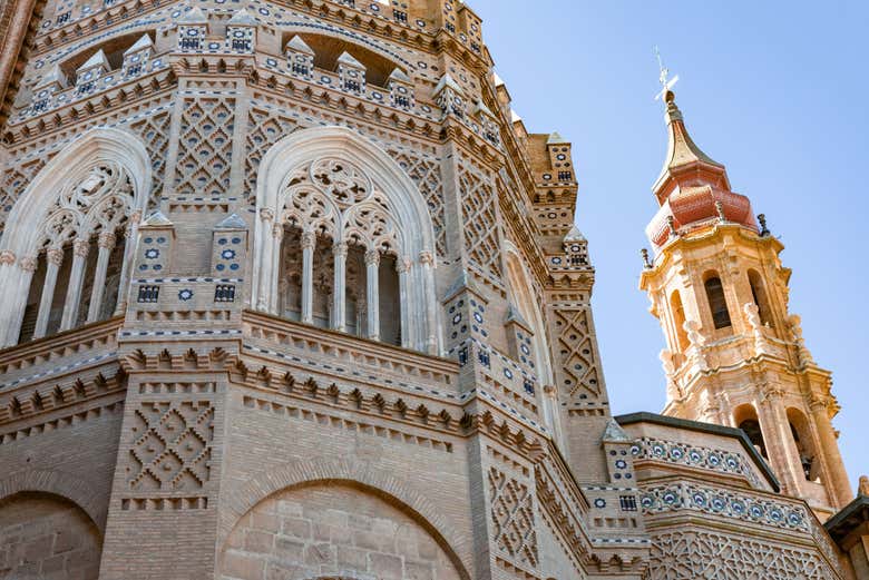 Exterior de la catedral del Salvador