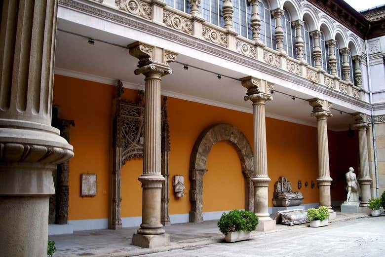 Cour du musée de Saragosse