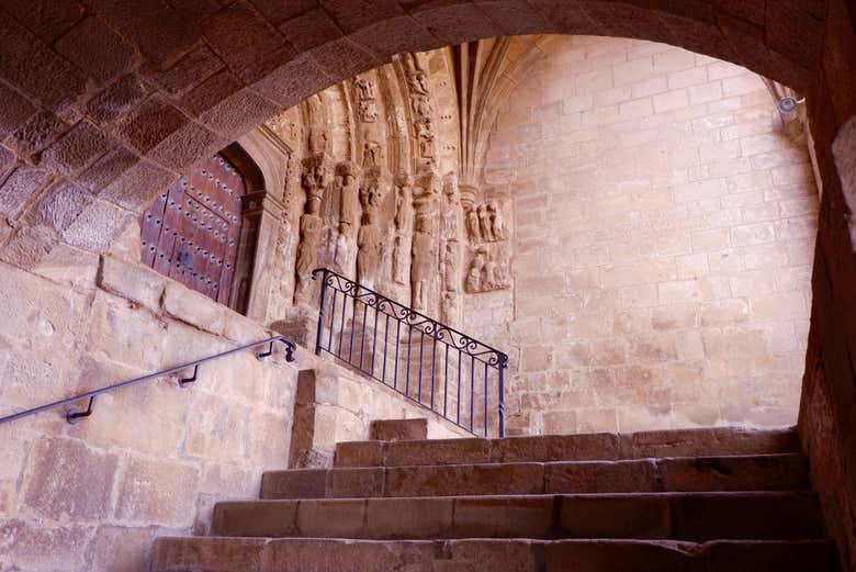 Portada de la iglesia de San Esteban 