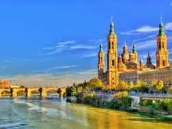 Basílica del Pilar al atardecer