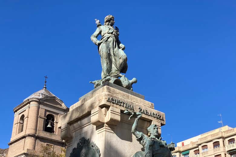 Monument à Agustina Zaragoza