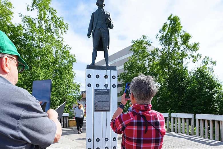 El Monumento al Capitán Cook 