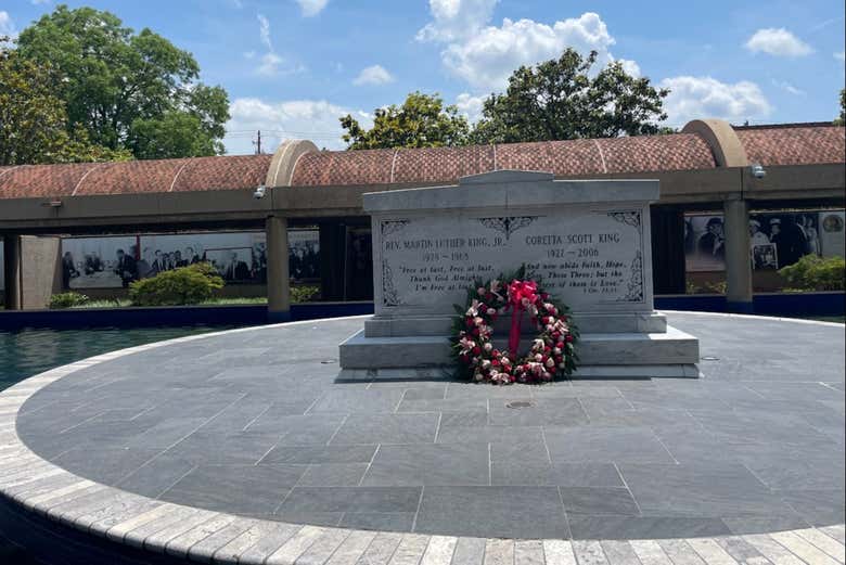 The burial place of Martin Luther King and his wife