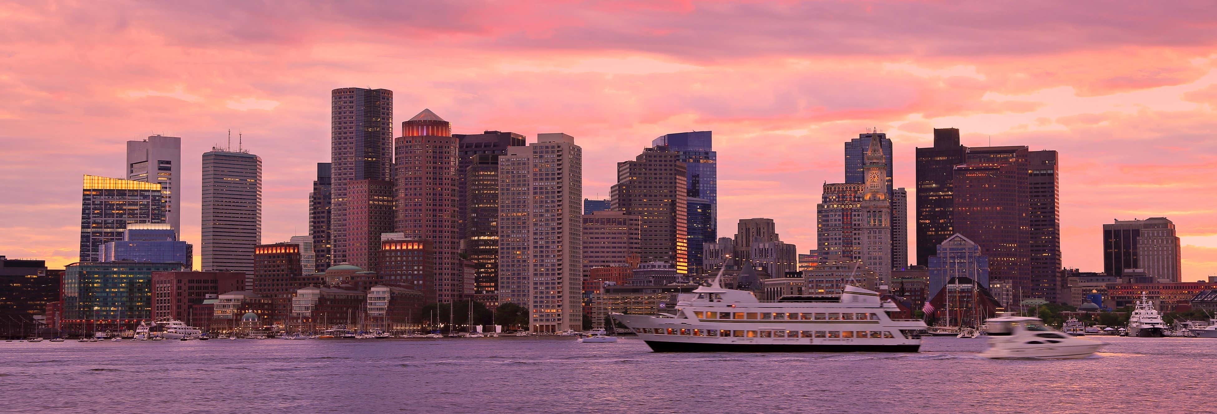 Boat tours in Boston