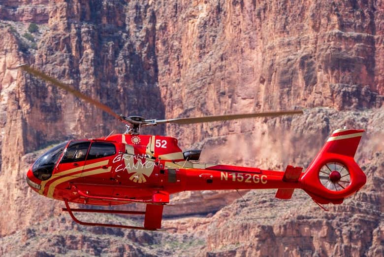Helicóptero con el que sobrevolaremos el Gran Cañón