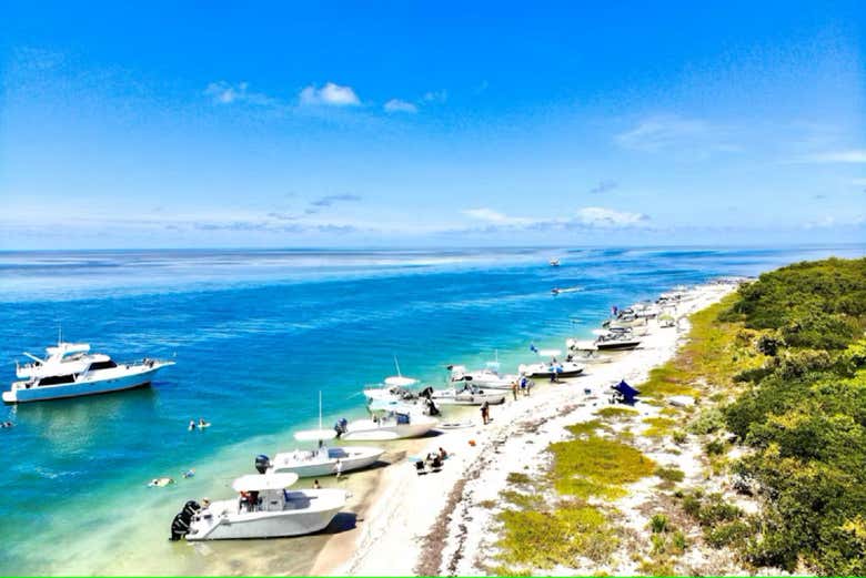 Podréis descubrir las paradisíacas playas de los alrededores