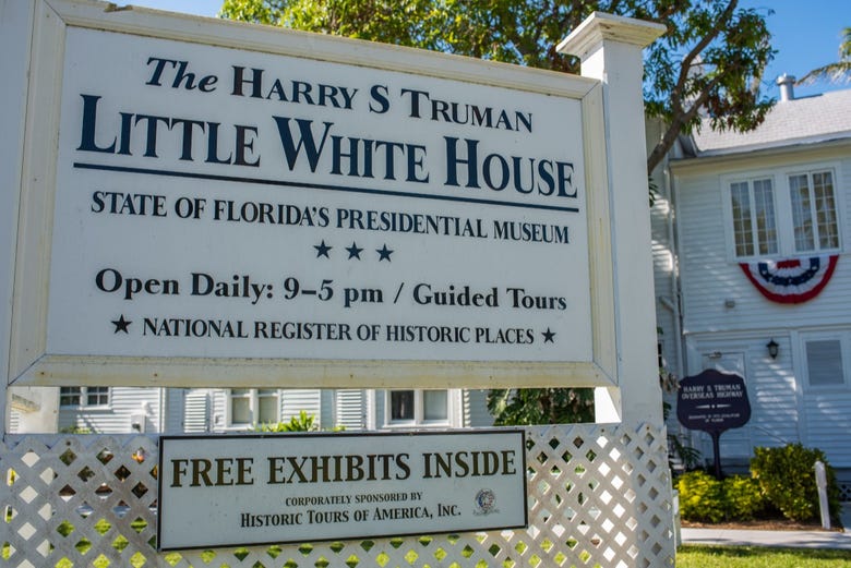 Enseigne à la  Truman Little White House
