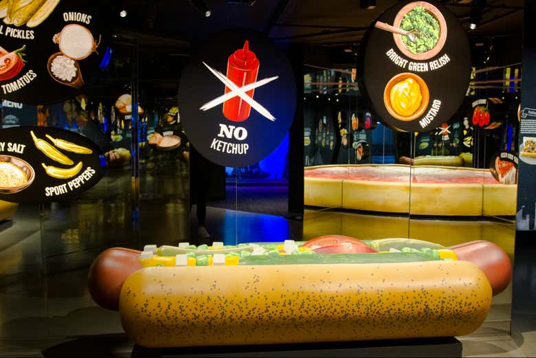 Un classico hot dog di Chicago
