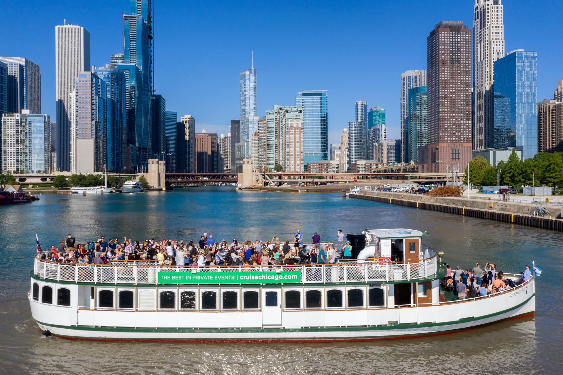 boozy boat tour chicago