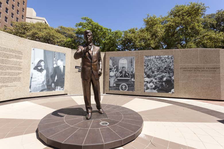 Estatua de Kennedy en Fort Worth