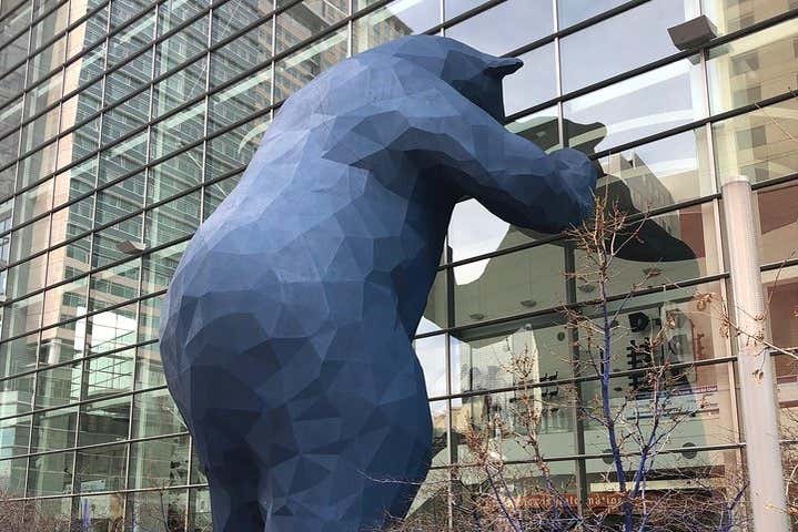 Oso en el Centro de Convenciones de Colorado