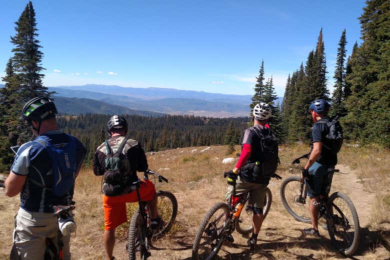 Bicicleta por las Montañas Rocosas