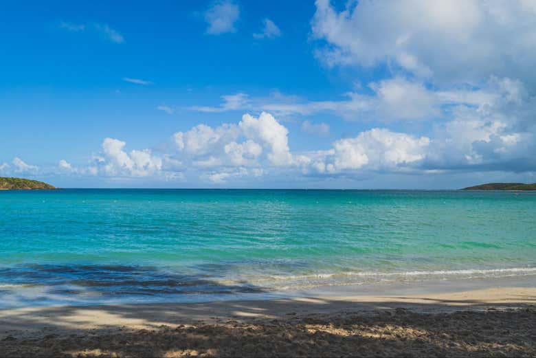 A vista da praia em Fajardo