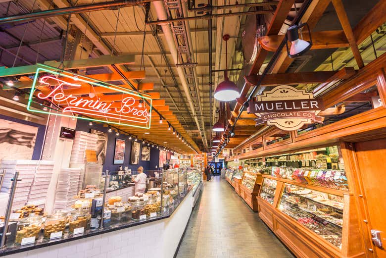 L'intérieur du Reading Terminal Market