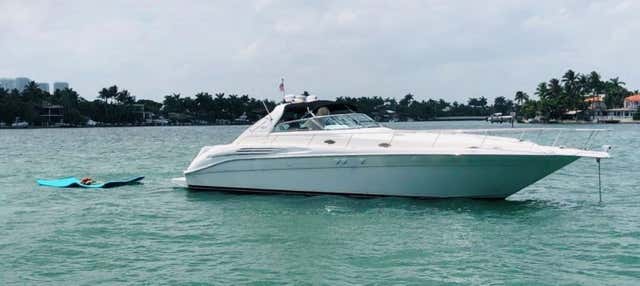 Alquiler de yate con patrón en Fort Lauderdale