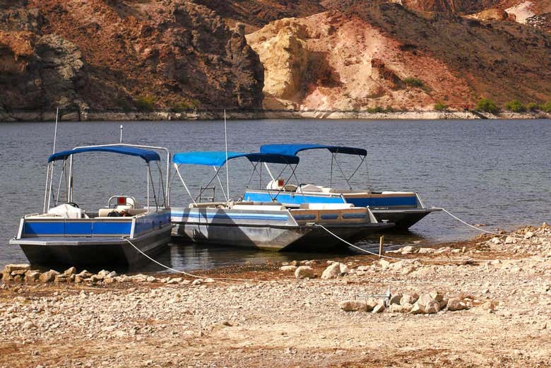 Boats on the banks of the river