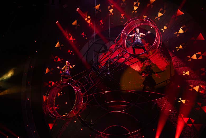 Os encantará la combinación del show y el juego de luces