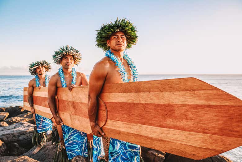 Você aprenderá sobre as diversas culturas da Polinésia