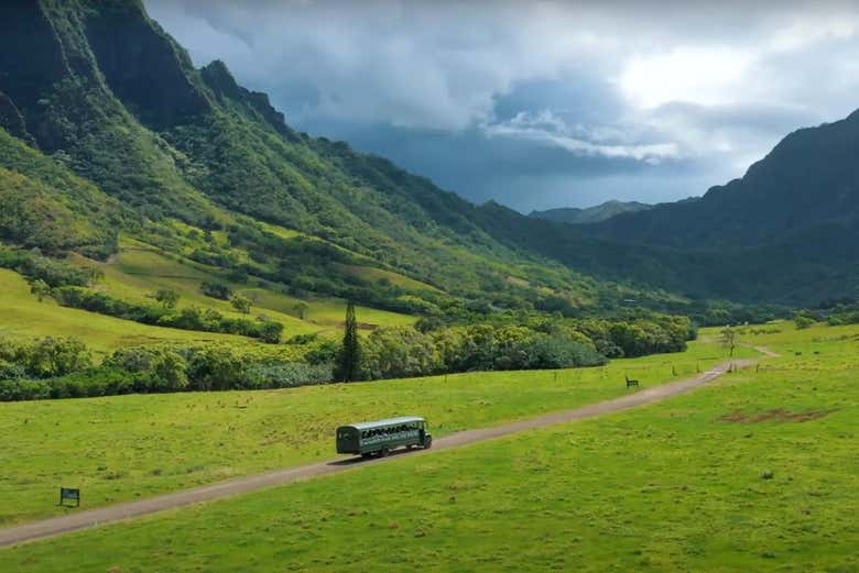 Camión safari por Kualoa Ranch