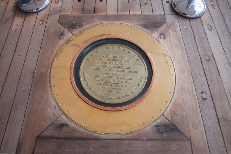 Detalhes do interior do Battleship Missouri Memorial