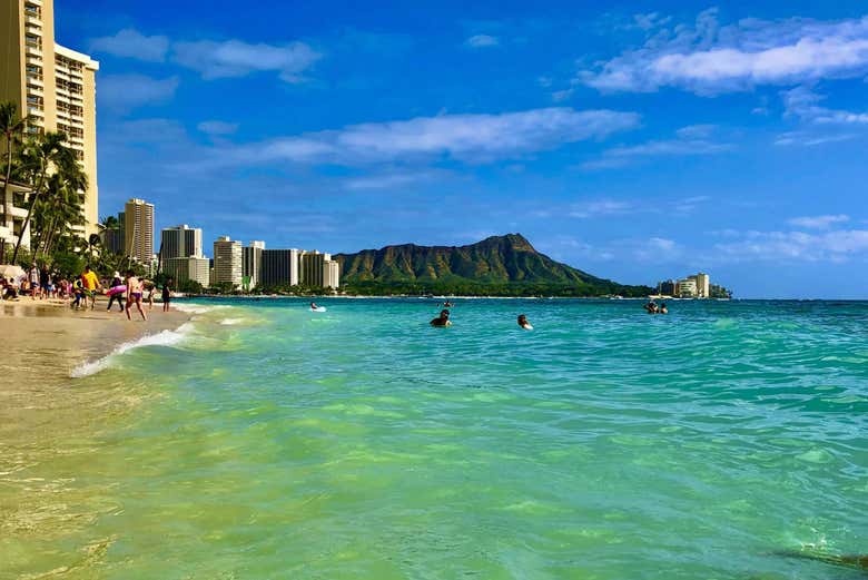 Uma praia da zona de Waikiki