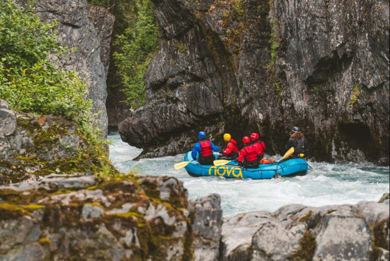 Navegaréis por 3 cañones del Sixmile Creek