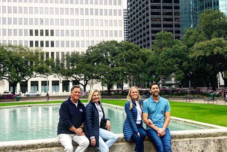 Aproveitando Houston com os amigos