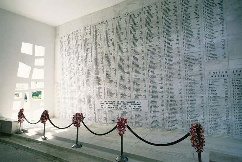 Mur intérieur de l'USS Arizona Memorial 