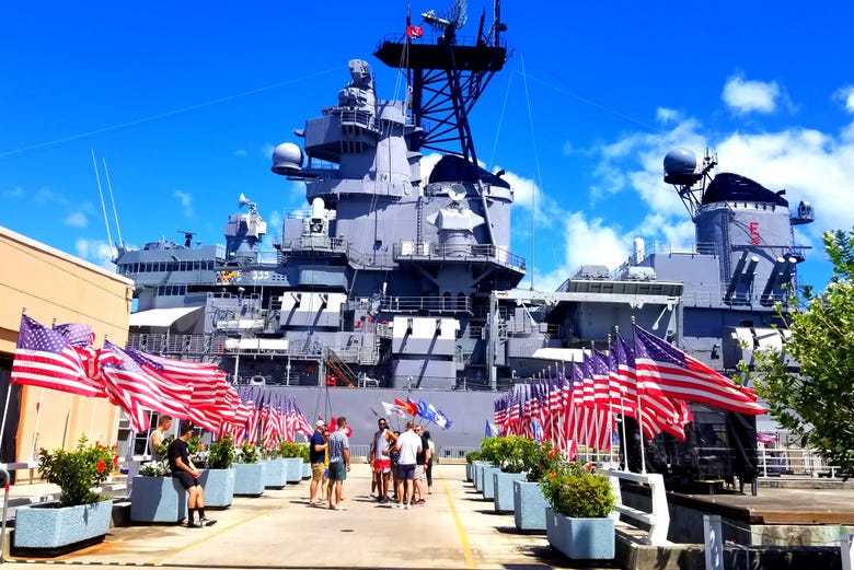 Banderas estadounidenses en Pearl Harbor
