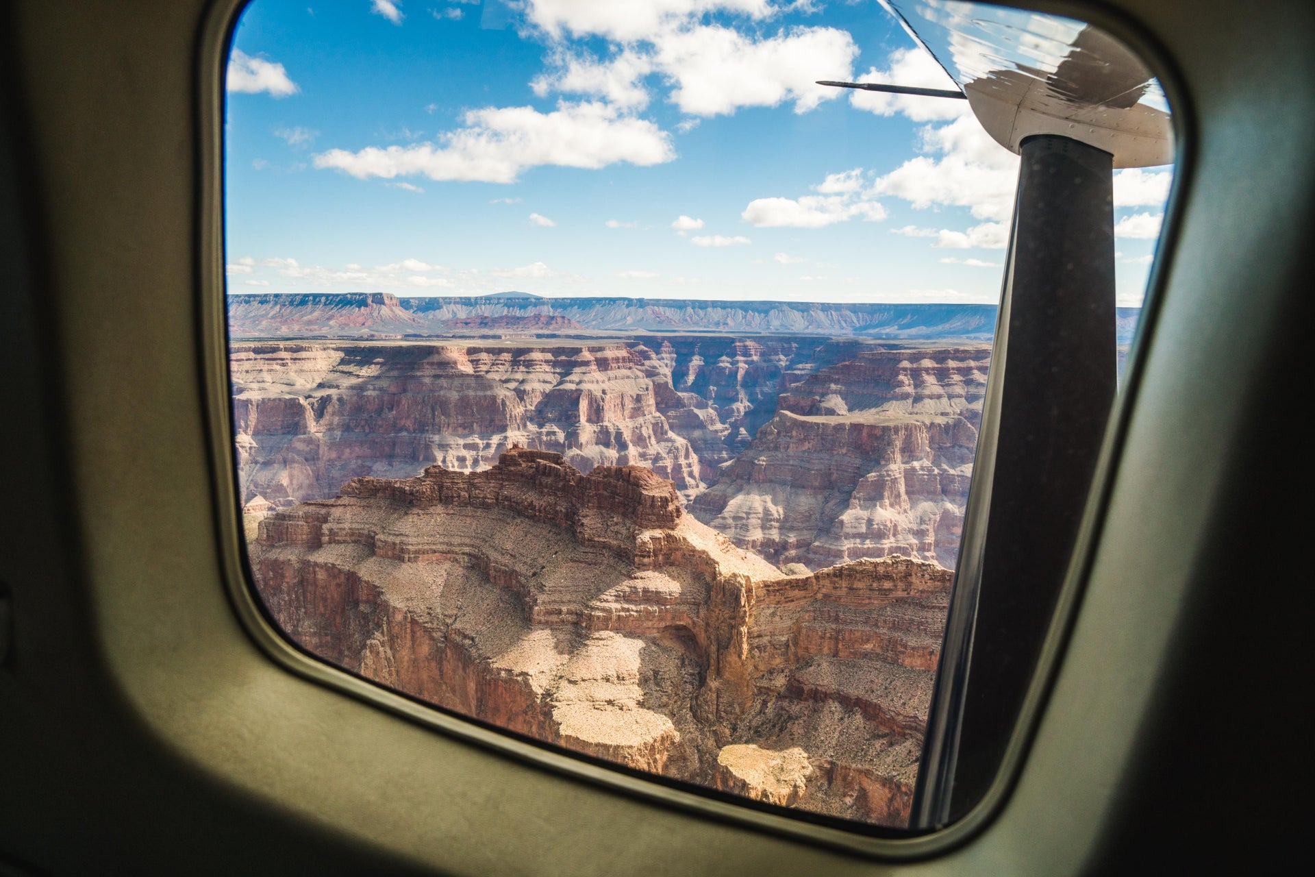 Balade en avion de tourisme au-dessus du Grand Canyon
