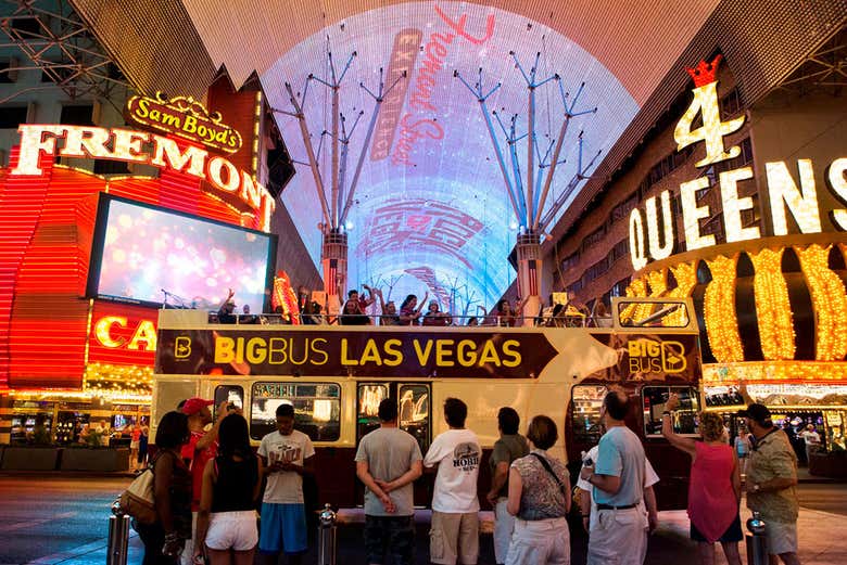 las vegas tourist bus