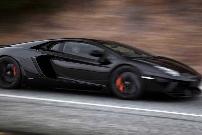 Una delle auto di alta gamma di The Invictus Experience