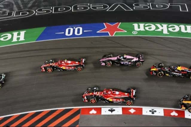 Vista de dron de los monoplazas durante la Fórmula 1