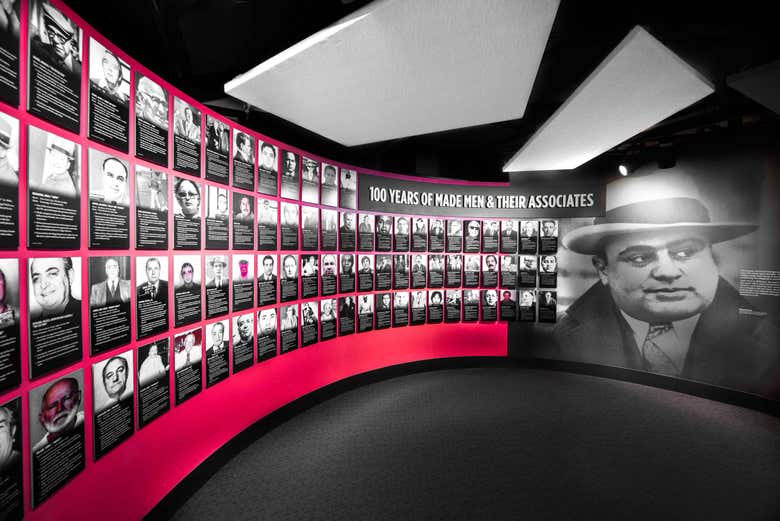 Découvrez l'histoire du crime organisé