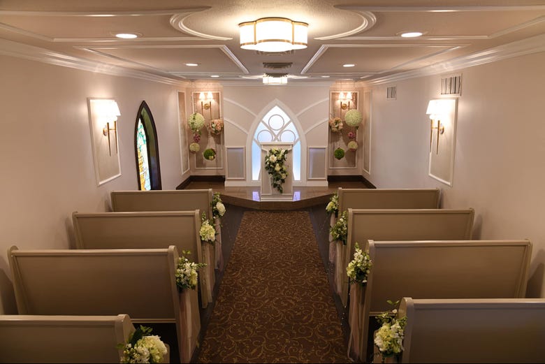 Interior da capela Graceland