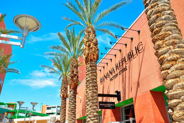 Las Vegas Premium Outlets North - Shopping