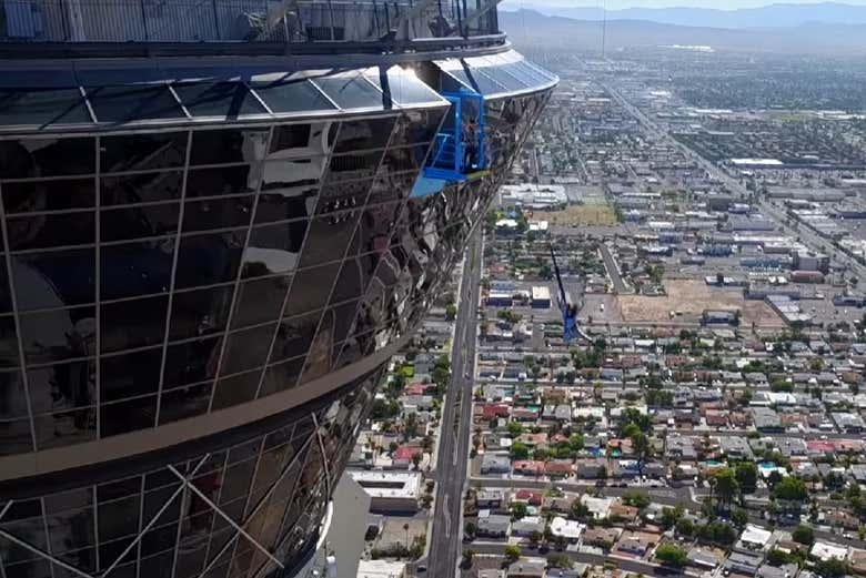 Get your adrenaline pumping as you bungee jump in Las Vegas