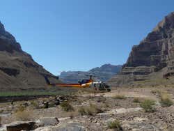 Helicóptero en el Gran Cañon