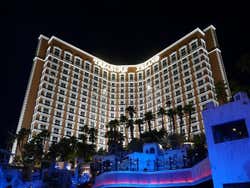 Hotel Treasure Island