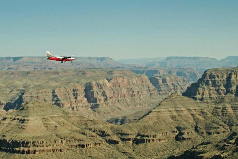 Desfrutando do passeio de monomotor pelo Grand Canyon