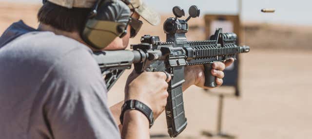 Prácticas de tiro en el desierto de Las Vegas