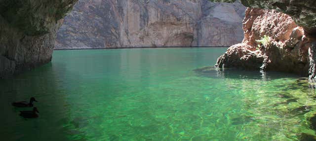 Tour en kayak por la Cueva Esmeralda