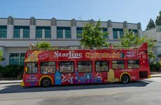 Autobús turístico City Sightseeing + Tour por las Casas de los Famosos