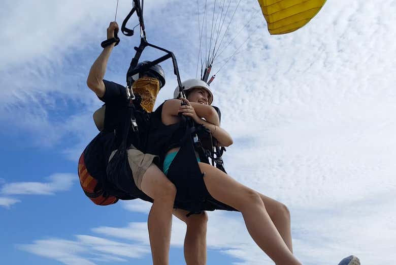 Parapente au-dessus de Malibu