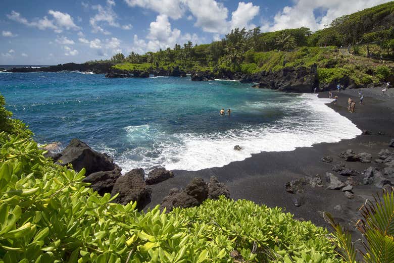 Black sand beach of Waianapanapa
