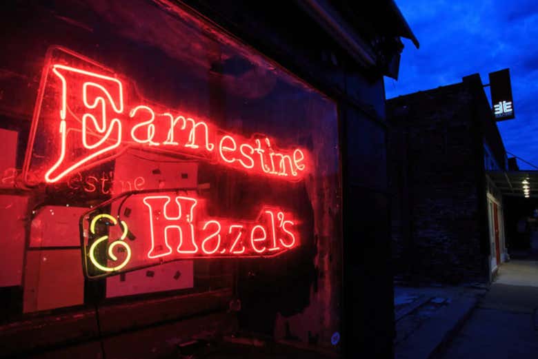 Conoceréis las místicas leyendas de Earnestine & Hazel's