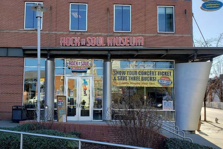 Entrada del museo del Rock 'n' Soul de Memphis